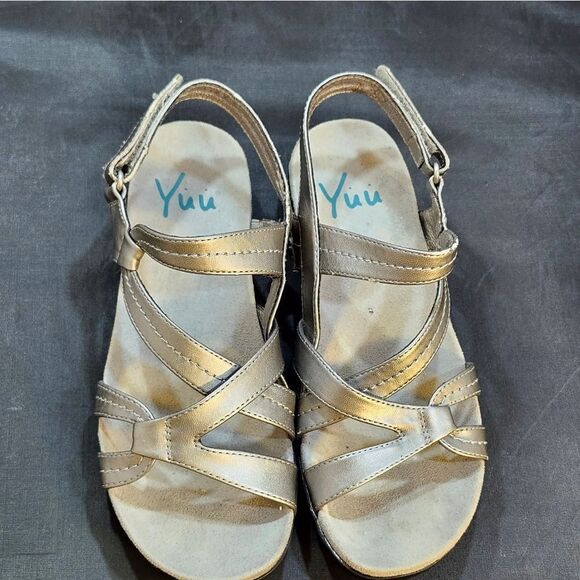 YUU WOMEN'S OPEN-TOE MULTI-STRAPS SLIP-ON SANDAL - Picture 2 of 16